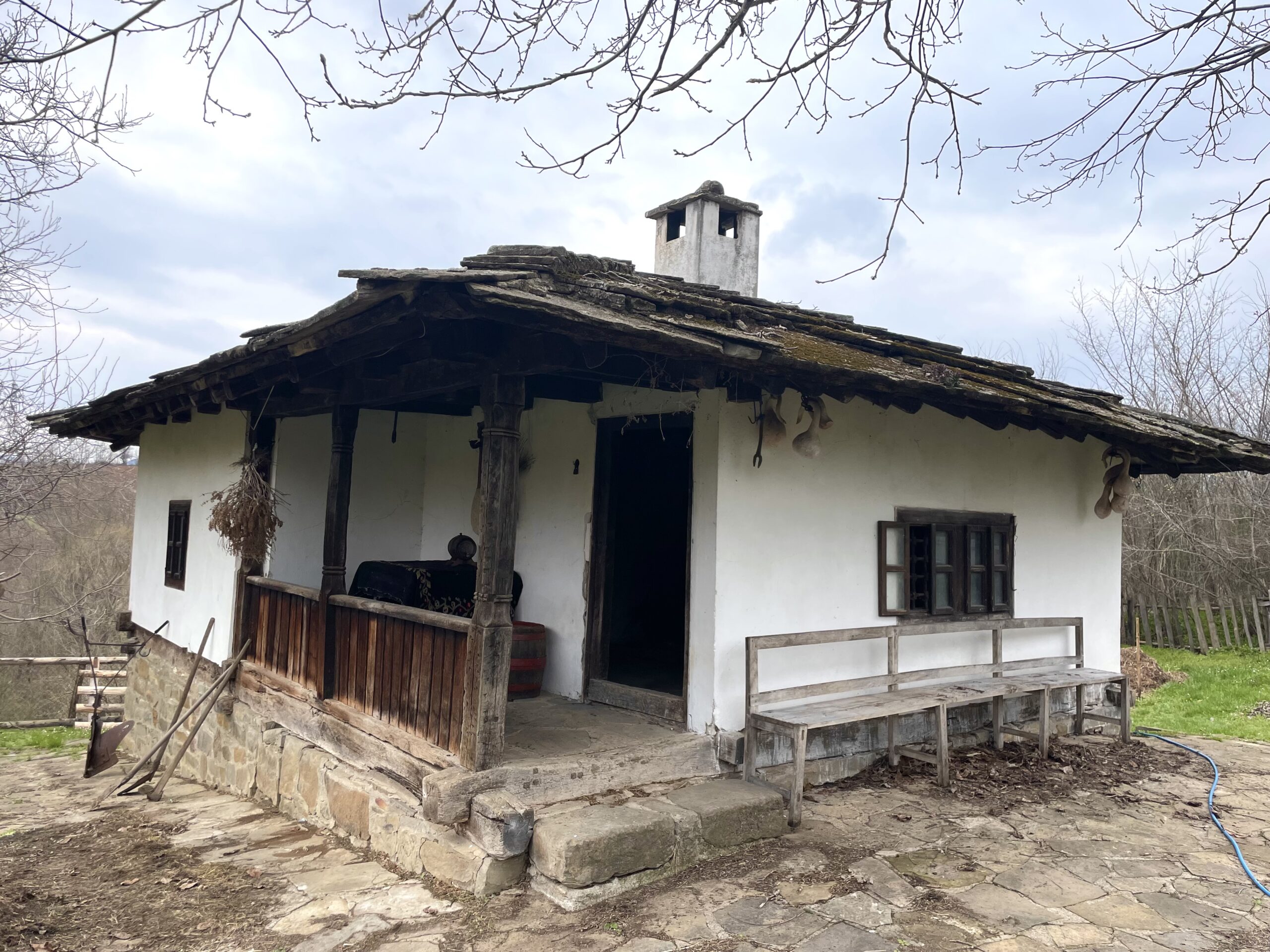 Стара кућа породице Томић у Чунгули